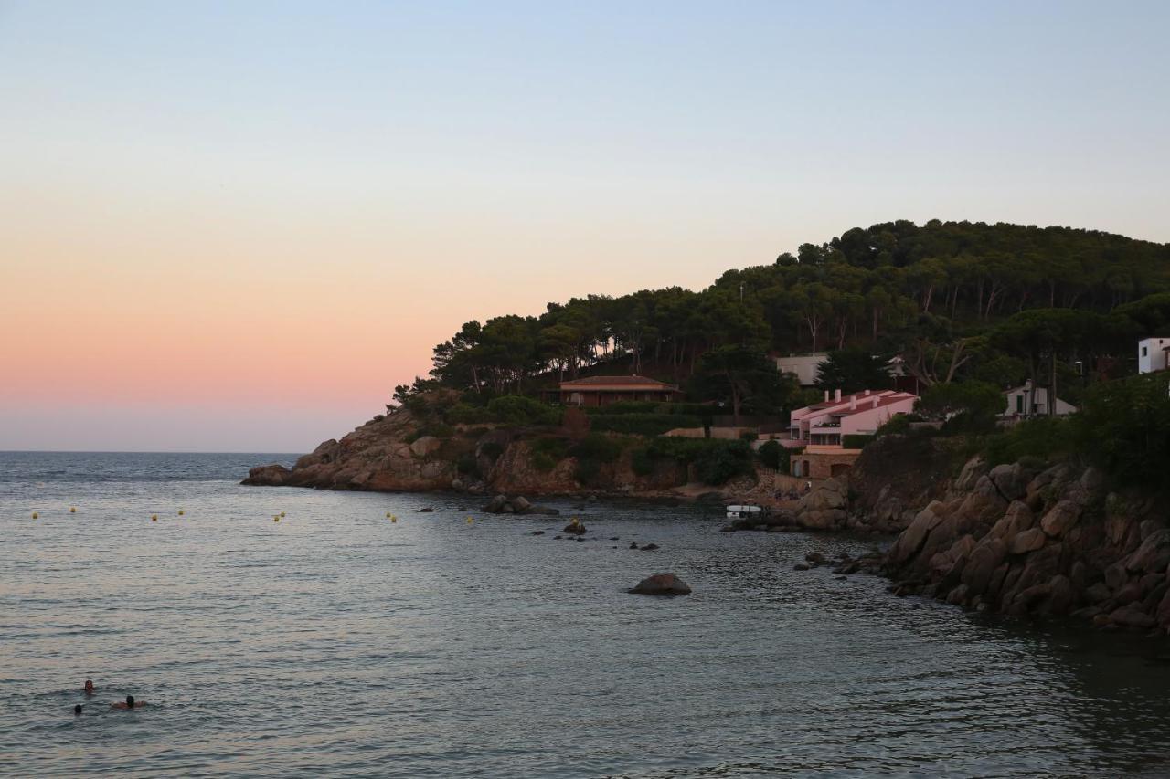 Camping 3 Estrellas Costa Brava Vall-Llobrega Exterior foto